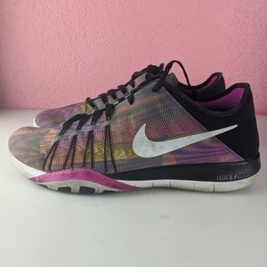 Nike running shoes women's size 8